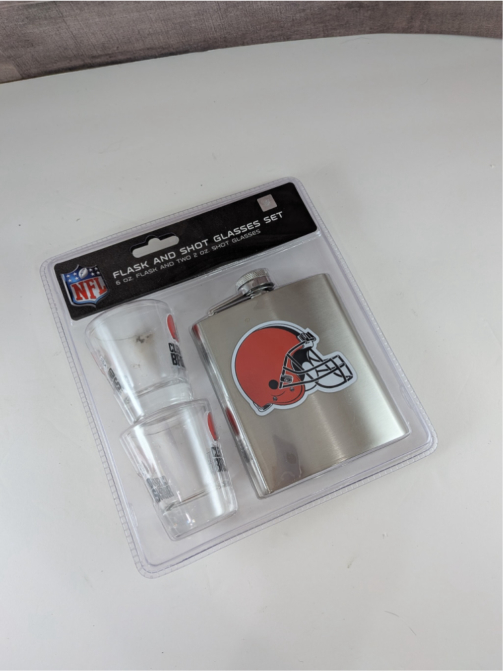 NFL Cleveland Browns Flask and Shot Glass Set